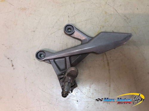 PLATINE AVANT GAUCHE HONDA 750 HORNET 2023