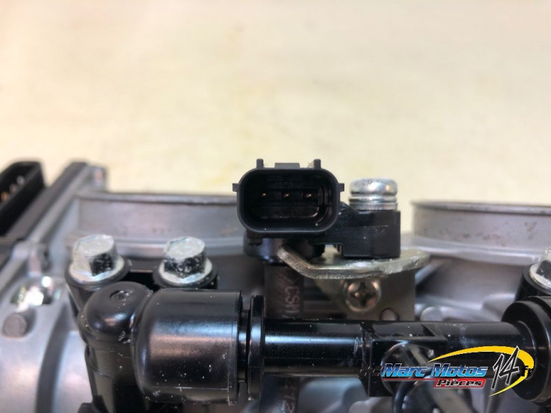 RAMPE D'INJECTION HONDA 750 HORNET 2023