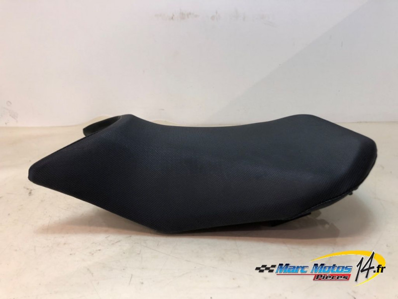 SELLE AVANT HONDA 750 HORNET 2023