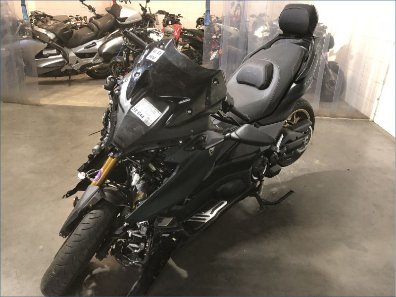 YAMAHA 560 TMAX 
