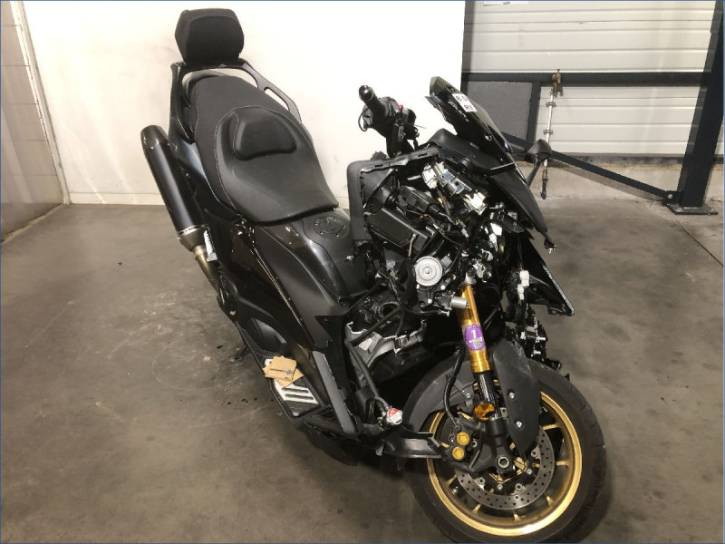 YAMAHA 560 TMAX 