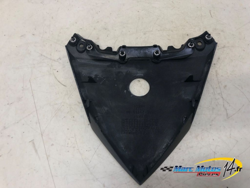 JONCTION ARRIERE DE CACHES LATERAUX YAMAHA 530 TMAX 2014