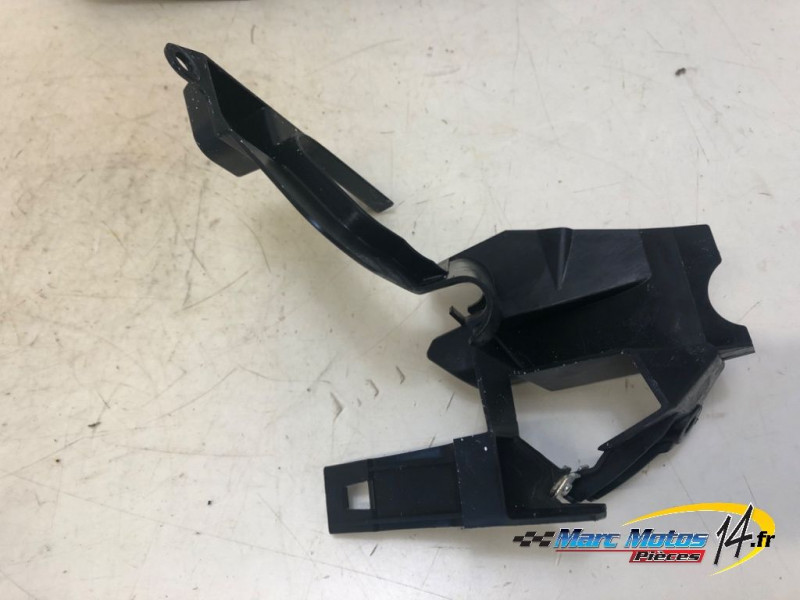 PLASTIQUES ET CAOUTCHOUCS DIVERS YAMAHA 530 TMAX 2014