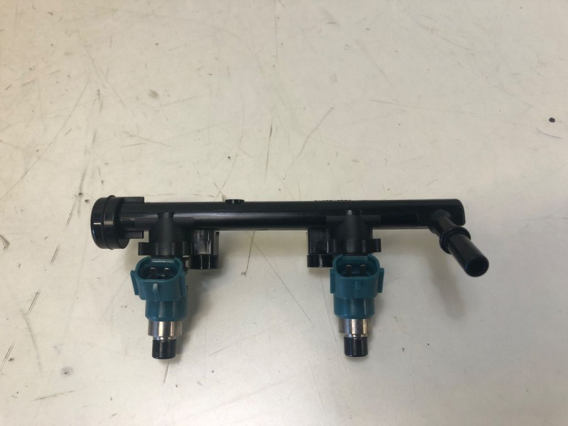 RAMPE D'INJECTION YAMAHA 530 TMAX 2014