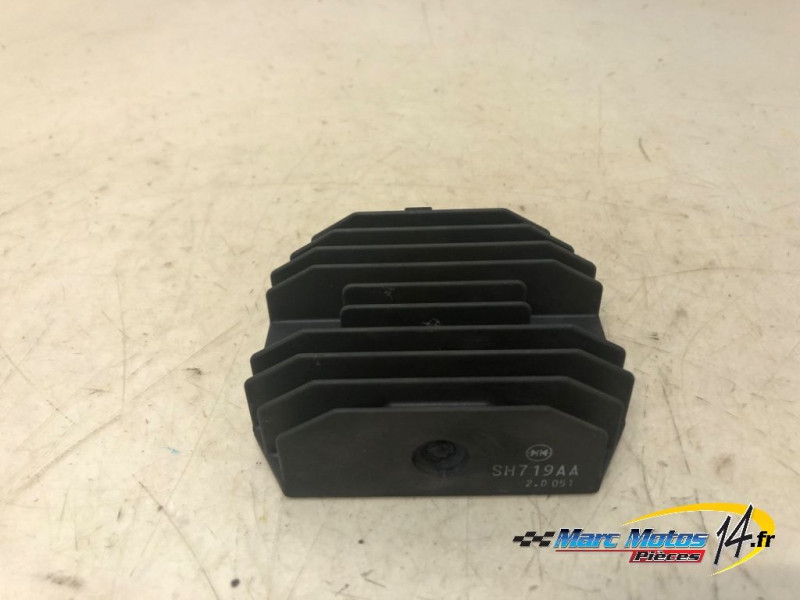 REGULATEUR YAMAHA 530 TMAX 2014