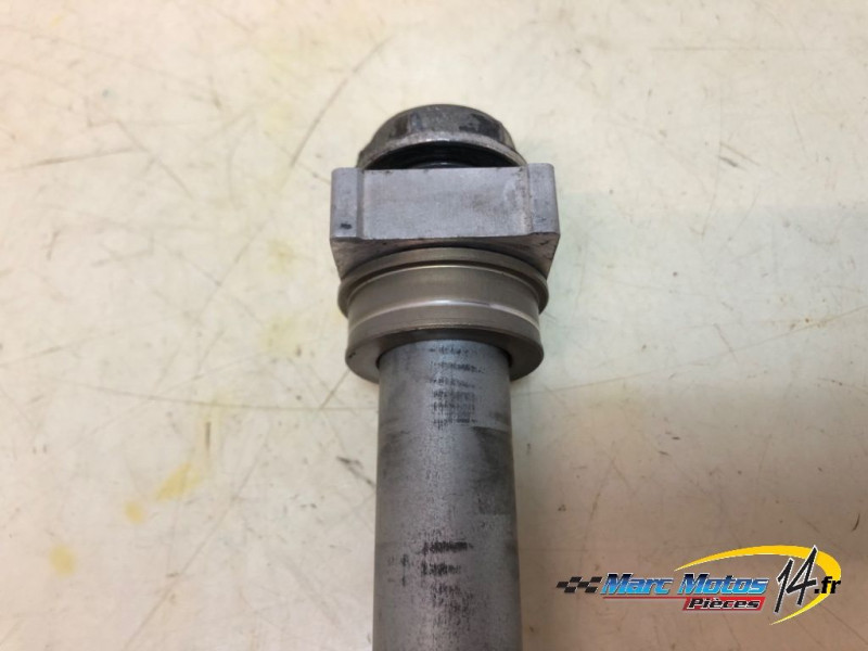 AXE DE ROUE ARRIERE APRILIA 1100 TUONO V4 FACTORY 2015