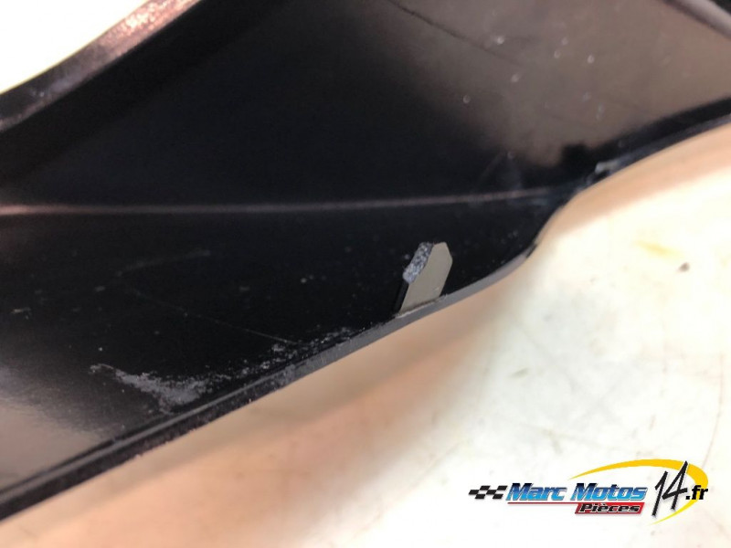 CACHE LATERAL DROIT APRILIA 1100 TUONO V4 FACTORY 2015