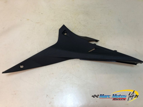 CACHE LATERAL INTERMEDIAIRE GAUCHE APRILIA 1100 TUONO V4 FACTORY 2015