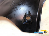 CACHE LATERAL INTERMEDIAIRE GAUCHE APRILIA 1100 TUONO V4 FACTORY 2015
