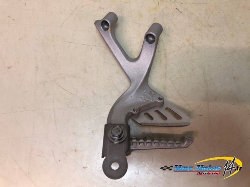 PLATINE ARRIERE DROITE APRILIA 1100 TUONO V4 FACTORY 2015
