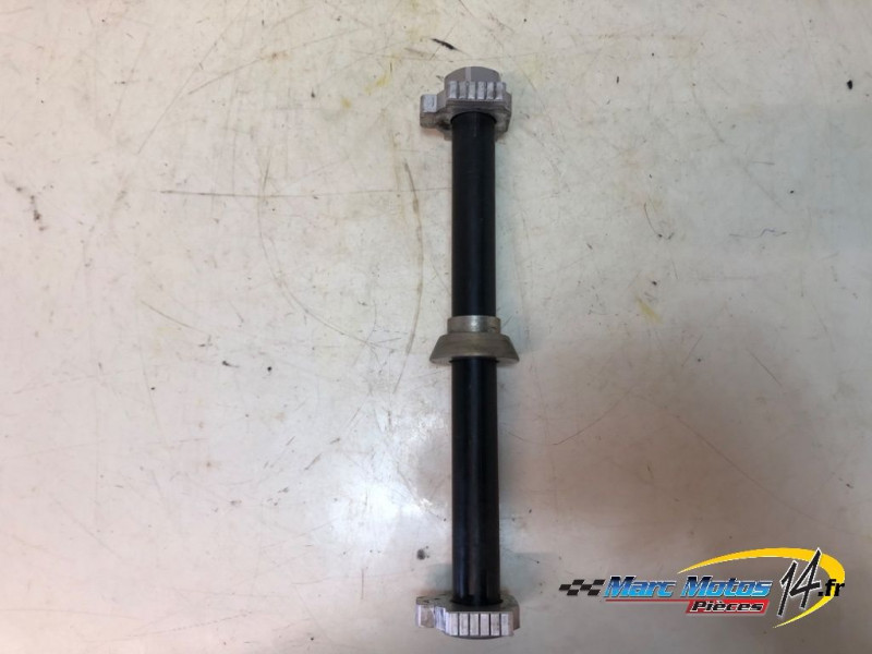AXE DE ROUE ARRIERE KTM 890 DUKE R 2023