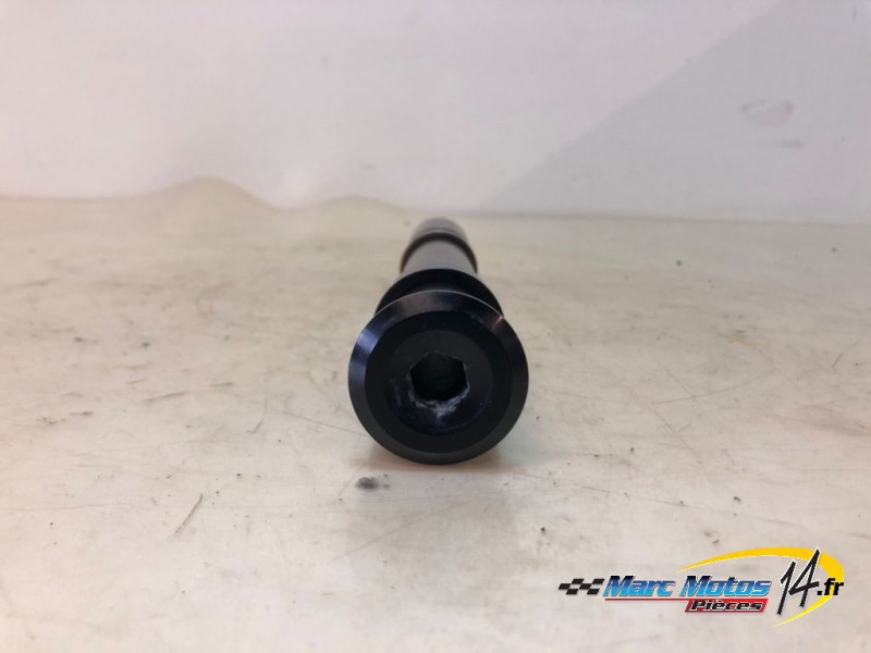 AXE DE ROUE AVANT KTM 890 DUKE R 2023