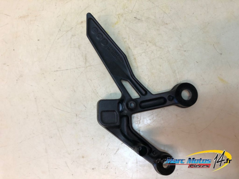 PLATINE AVANT GAUCHE KTM 890 DUKE R 2023