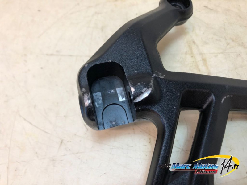 PLATINE AVANT GAUCHE KTM 890 DUKE R 2023