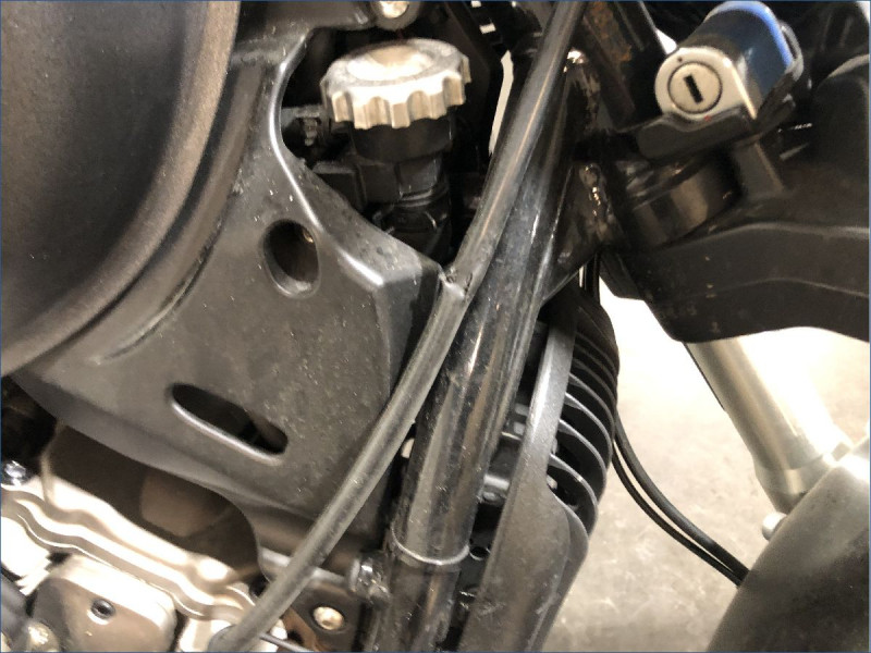 HYOSUNG 125 BOBBER 
