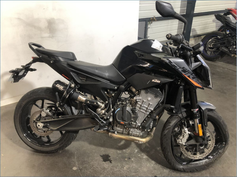 KTM 890 DUKE 