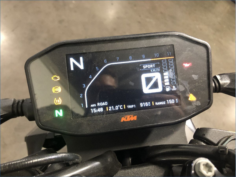 KTM 890 DUKE 