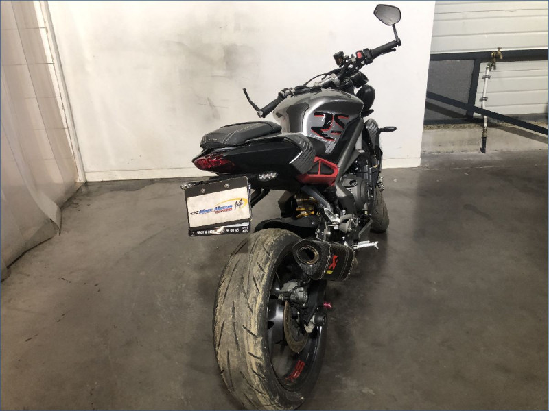 TRIUMPH 765 STREET TRIPLE RS