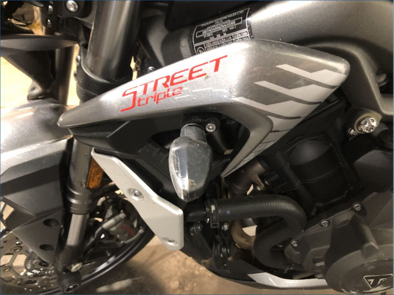 TRIUMPH 765 STREET TRIPLE RS