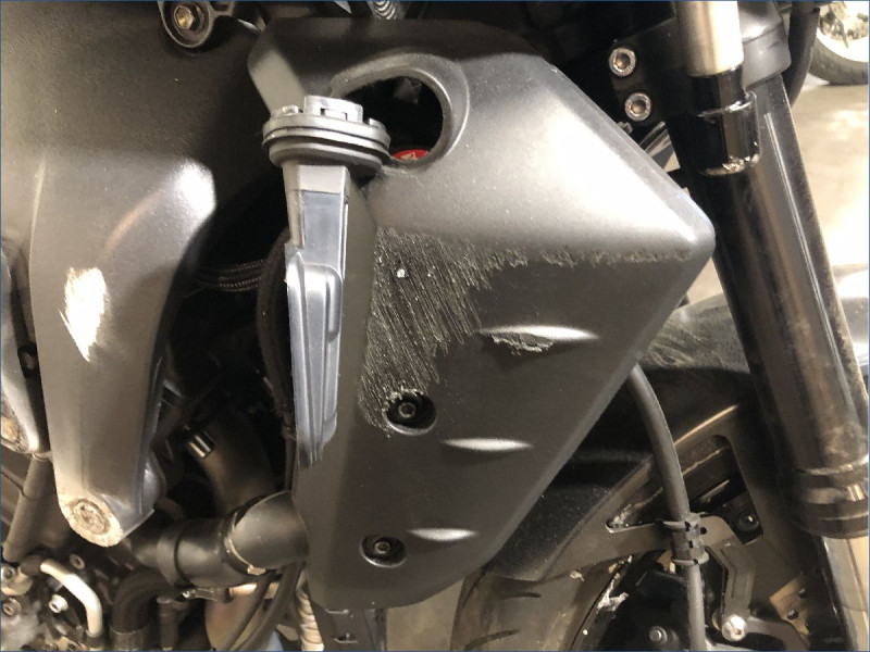 YAMAHA MT10 