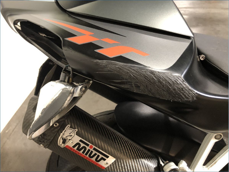 APRILIA 1000 TUONO 