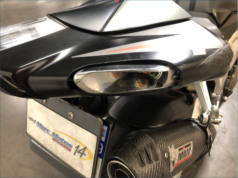 APRILIA 1000 TUONO 