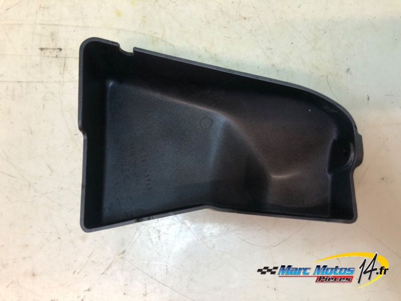 HABILLAGE DE BOITE A AIR GAUCHE KAWASAKI 1200 ZRX S 2003