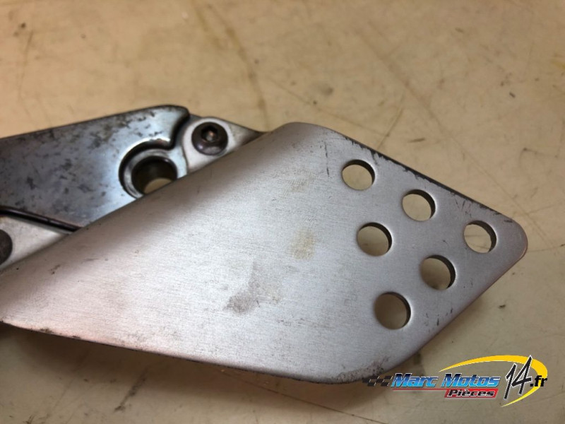 PLATINE AVANT GAUCHE KAWASAKI 1200 ZRX S 2003