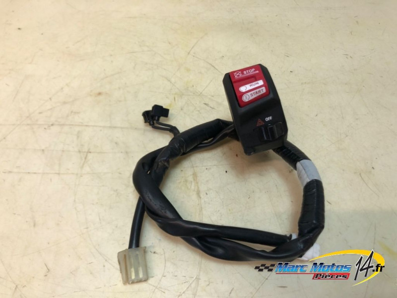 COMMODO DROIT YAMAHA MT07 ABS A2 2023