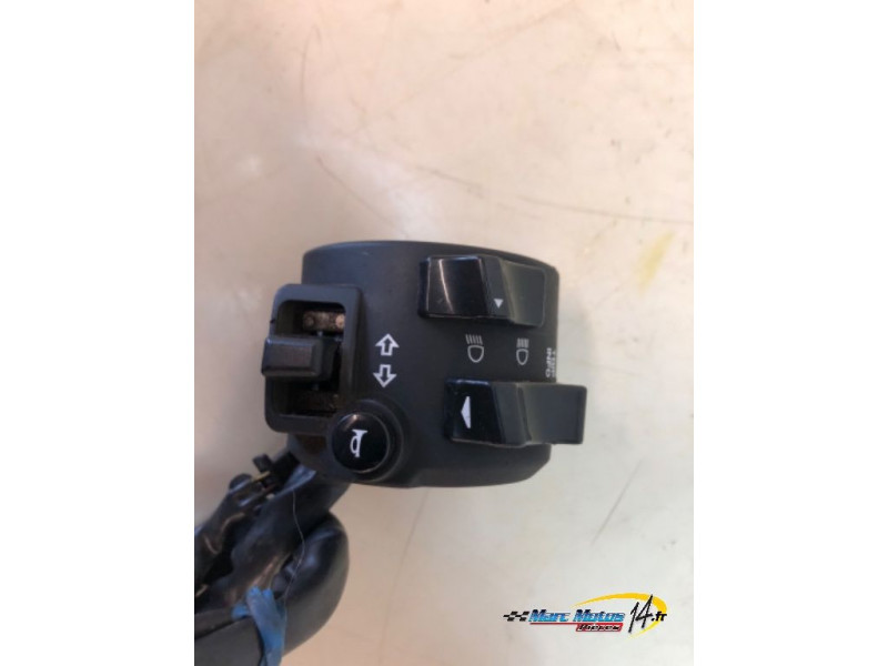 COMMODO GAUCHE YAMAHA MT07 ABS A2 2023