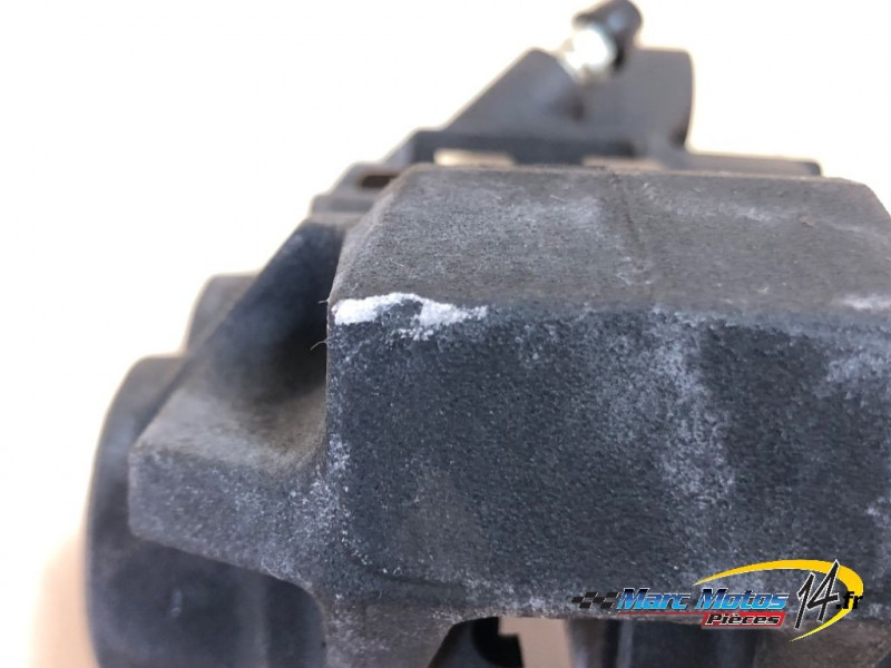 ETRIER DE FREIN AVANT DROIT YAMAHA MT07 ABS A2 2023