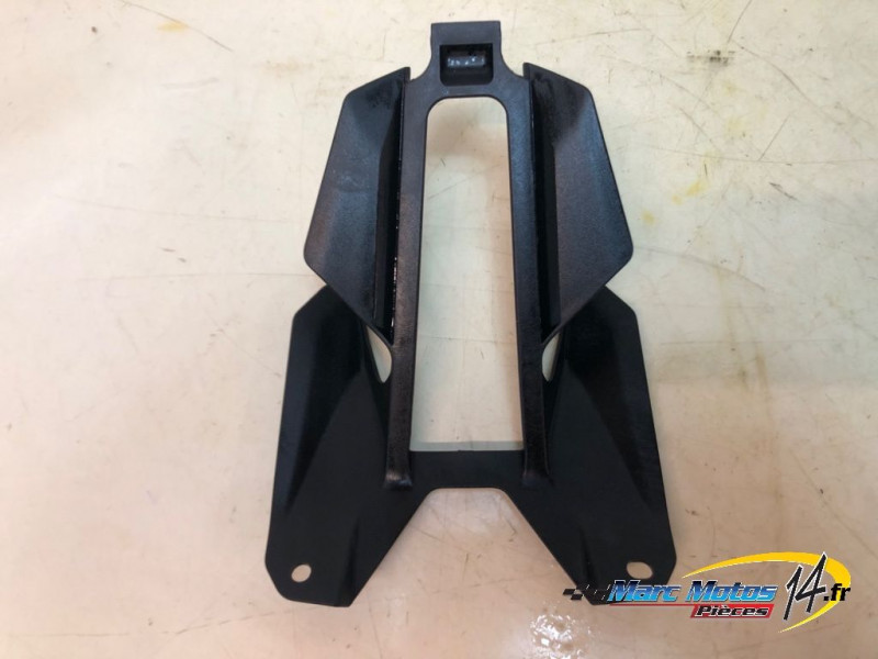 PLASTIQUES ET CAOUTCHOUCS DIVERS YAMAHA MT07 ABS A2 2023