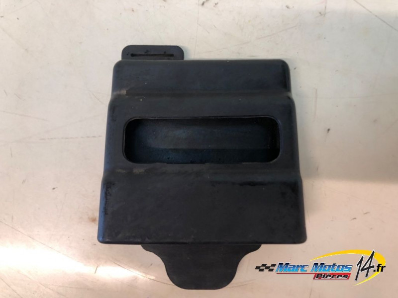 PLASTIQUES ET CAOUTCHOUCS DIVERS YAMAHA MT07 ABS A2 2023