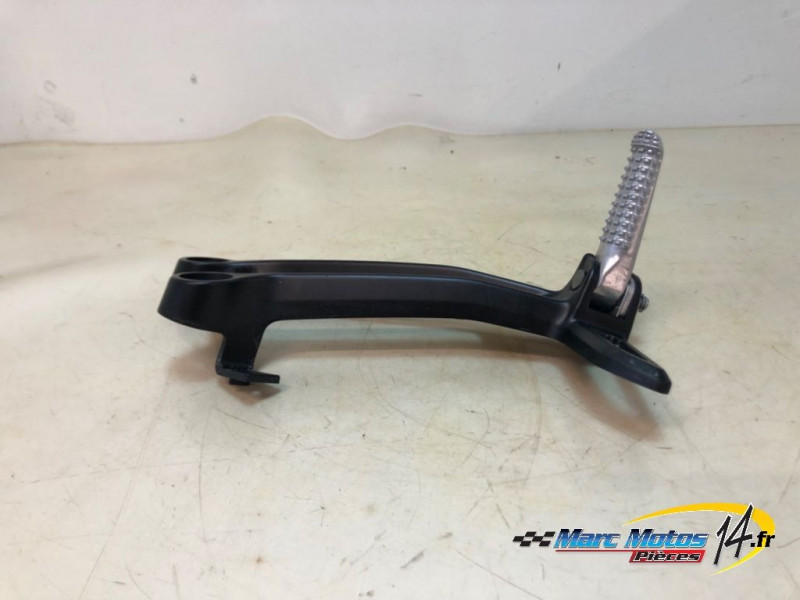 PLATINE ARRIERE DROITE YAMAHA MT07 ABS A2 2023