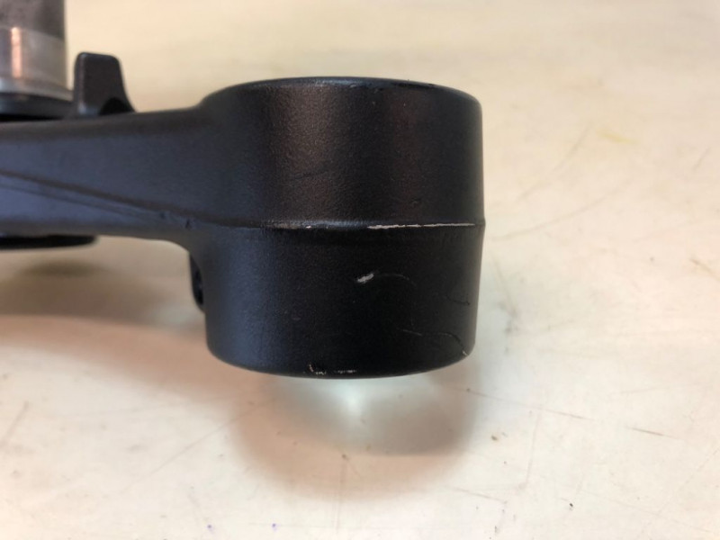 TE DE FOURCHE INFERIEUR YAMAHA MT07 ABS A2 2023