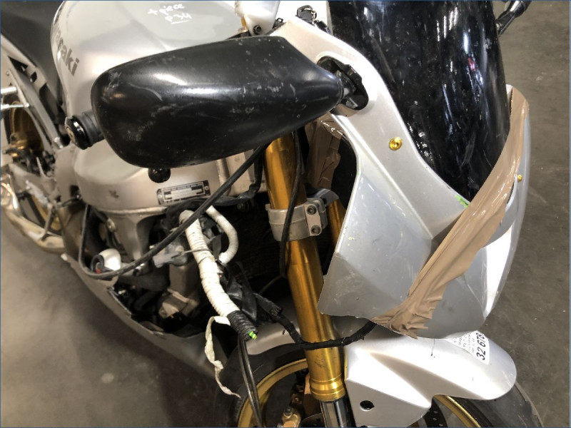 KAWASAKI ZX6R 