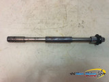 AXE DE ROUE ARRIERE YAMAHA 500 TMAX 2007