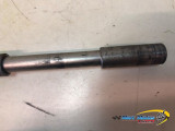 AXE DE ROUE ARRIERE YAMAHA 500 TMAX 2007