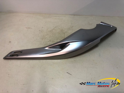 CACHE LATERAL INTERMEDIAIRE DROIT YAMAHA 500 TMAX 2007