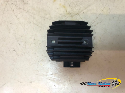 REGULATEUR YAMAHA 500 TMAX 2007