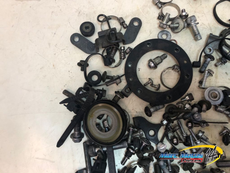 VISSERIE YAMAHA 500 TMAX 2007