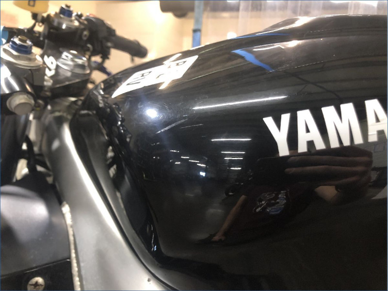 YAMAHA R6 