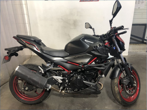 KAWASAKI Z500 