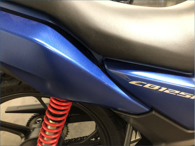 HONDA CB125F 