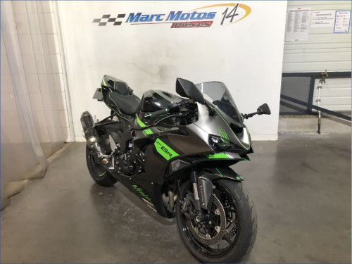 KAWASAKI ZX6R 636 