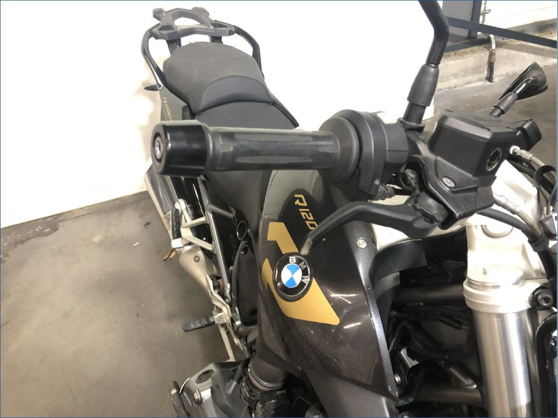 BMW R1200R 