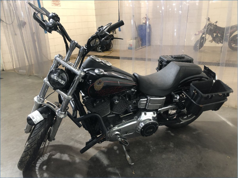HARLEY-DAVIDSON 1690 DYNA LOW RIDER 