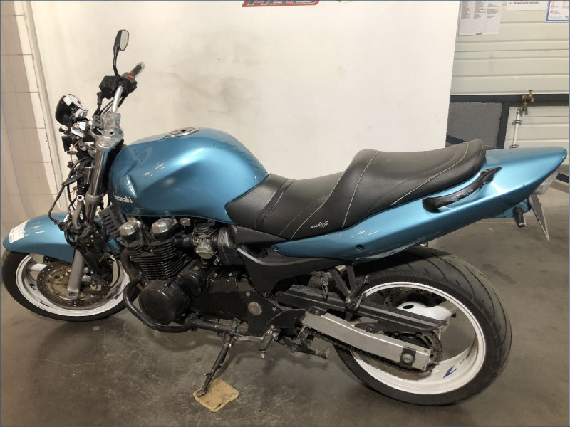KAWASAKI ZR7 N MTT1