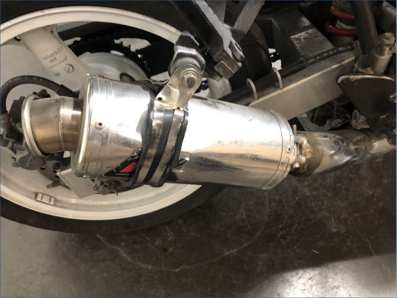 KAWASAKI ZR7 N MTT1