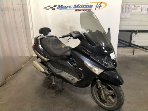 PIAGGIO 125 XEVO 